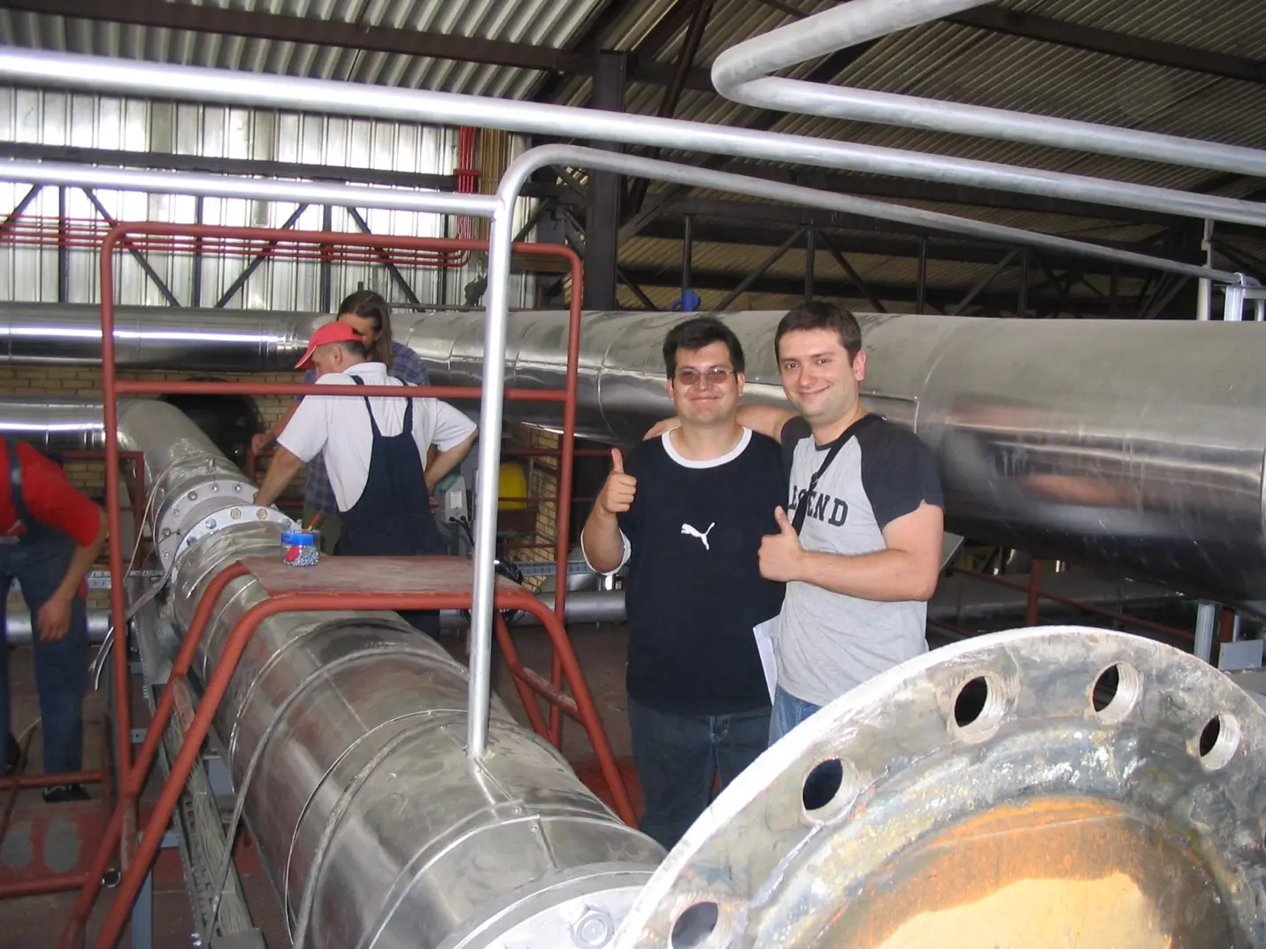 Inženjeri MIK Projekta na gradilištu u Toplani Zapad tokom faze montaže, 2007.